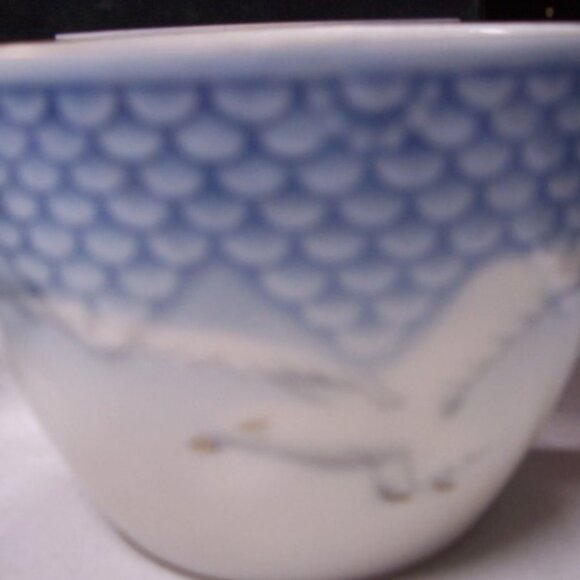 Set of 4 Teacups and Saucers - Seagull and Seashell by BING & GRONDAHL - Picture 4 of 5